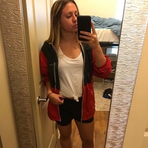 Meet your Posher, Astra